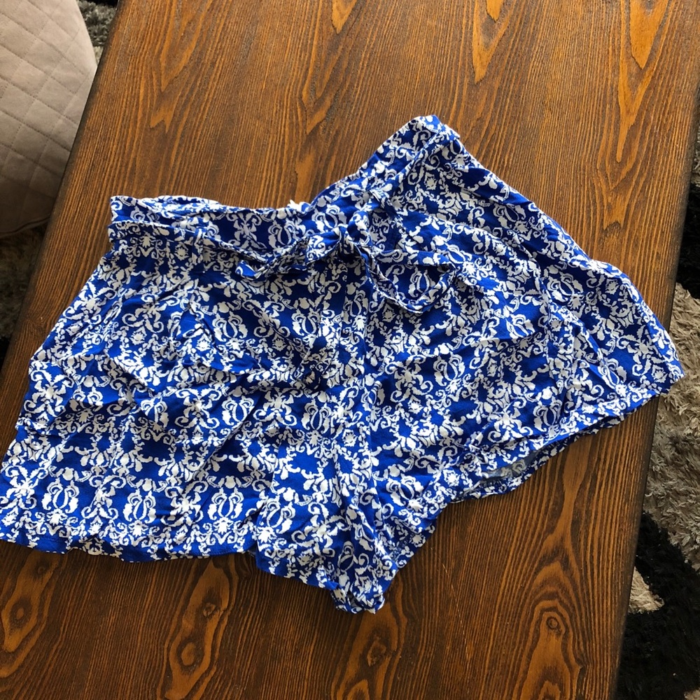 Forever 21 print Flowy shorts in blue